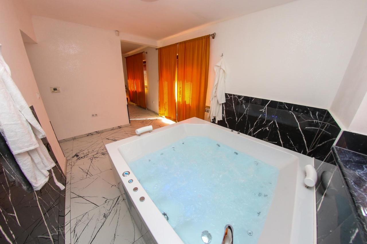 Hedonist Spa Jacuzzi Sarajevo Free Parking 외부 사진